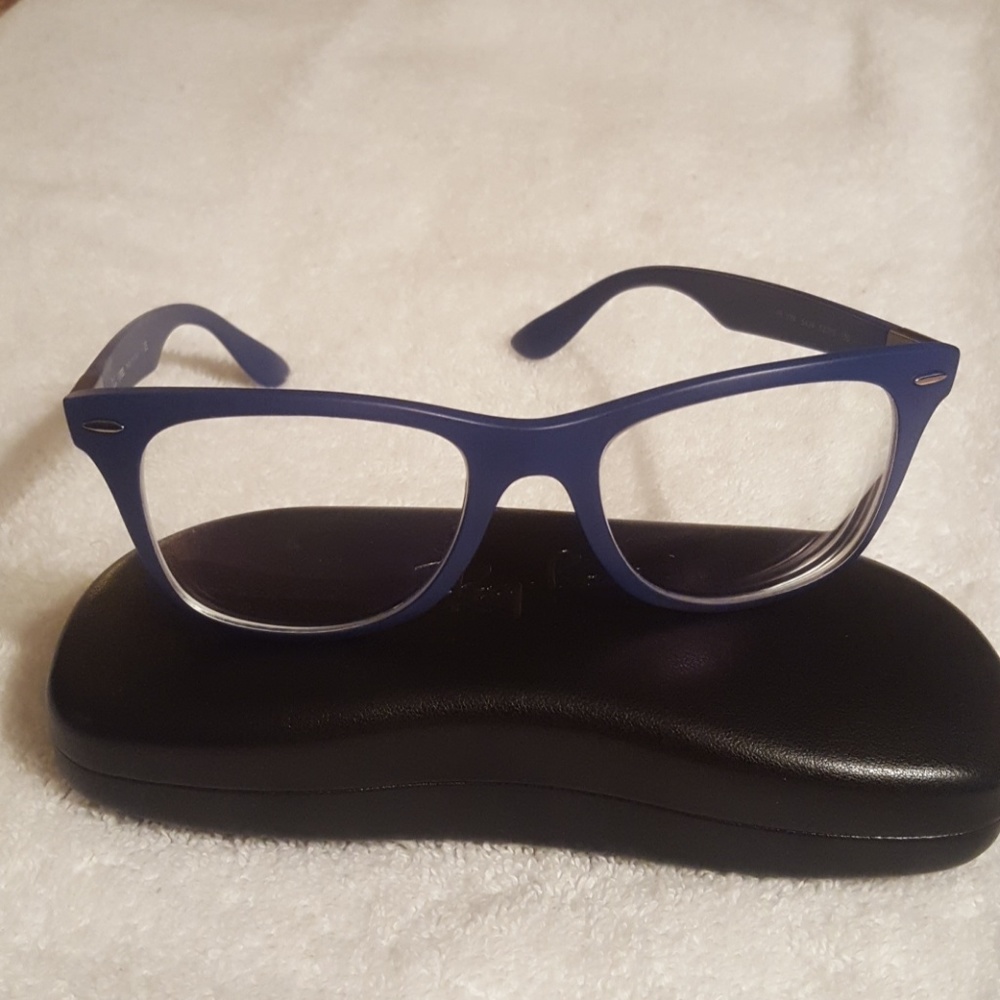 Ray-Bans 100% Authentic With A Case Frames Only H… - image 1